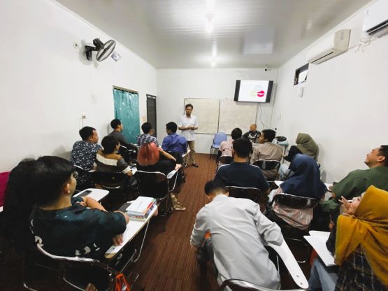 Sosialisasi Rutin dari BP3MI dalam Pelatihan Bahasa Jepang Intensif Angkatan 36 di Bina Insani