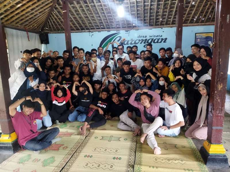 Kegiatan Outing Bagi Siswa Kelas Kursus Bahasa Korea dan Bahasa Jepang Persiapan G to G Bina Insani MTC