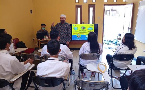 Sosialisasi Pencegahan penularan Covid-19 untuk pesera kursus bahasa korea